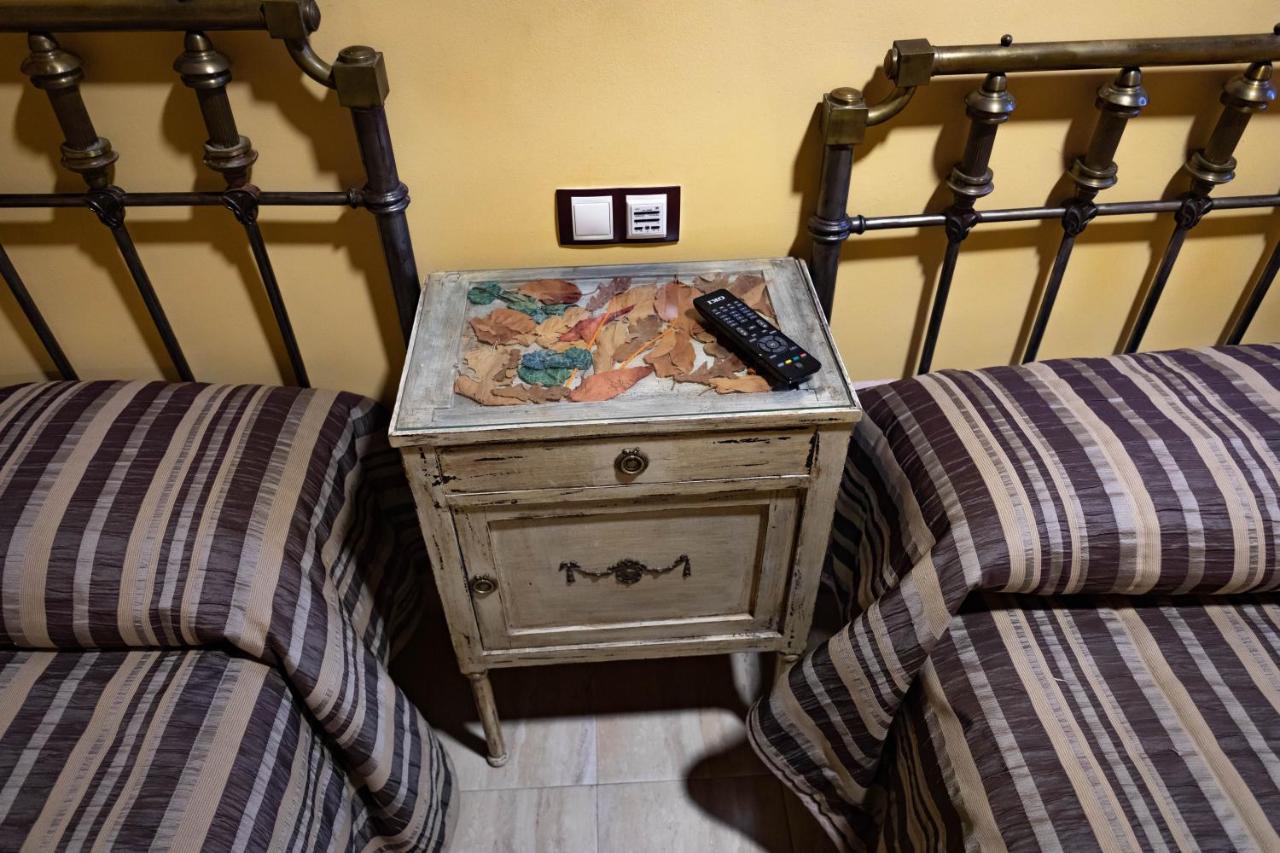 Hotel Un Lugar En La Vecilla Dueñas المظهر الخارجي الصورة