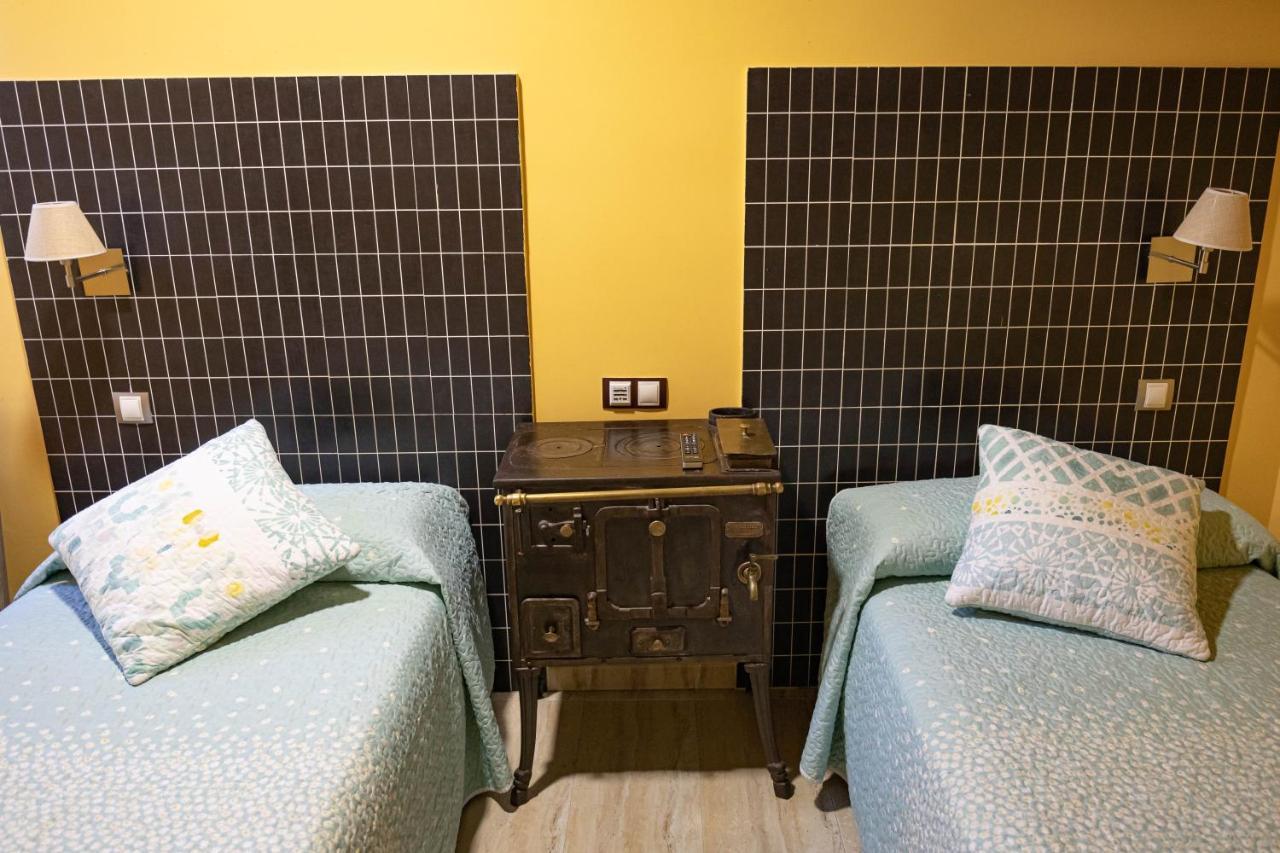 Hotel Un Lugar En La Vecilla Dueñas المظهر الخارجي الصورة