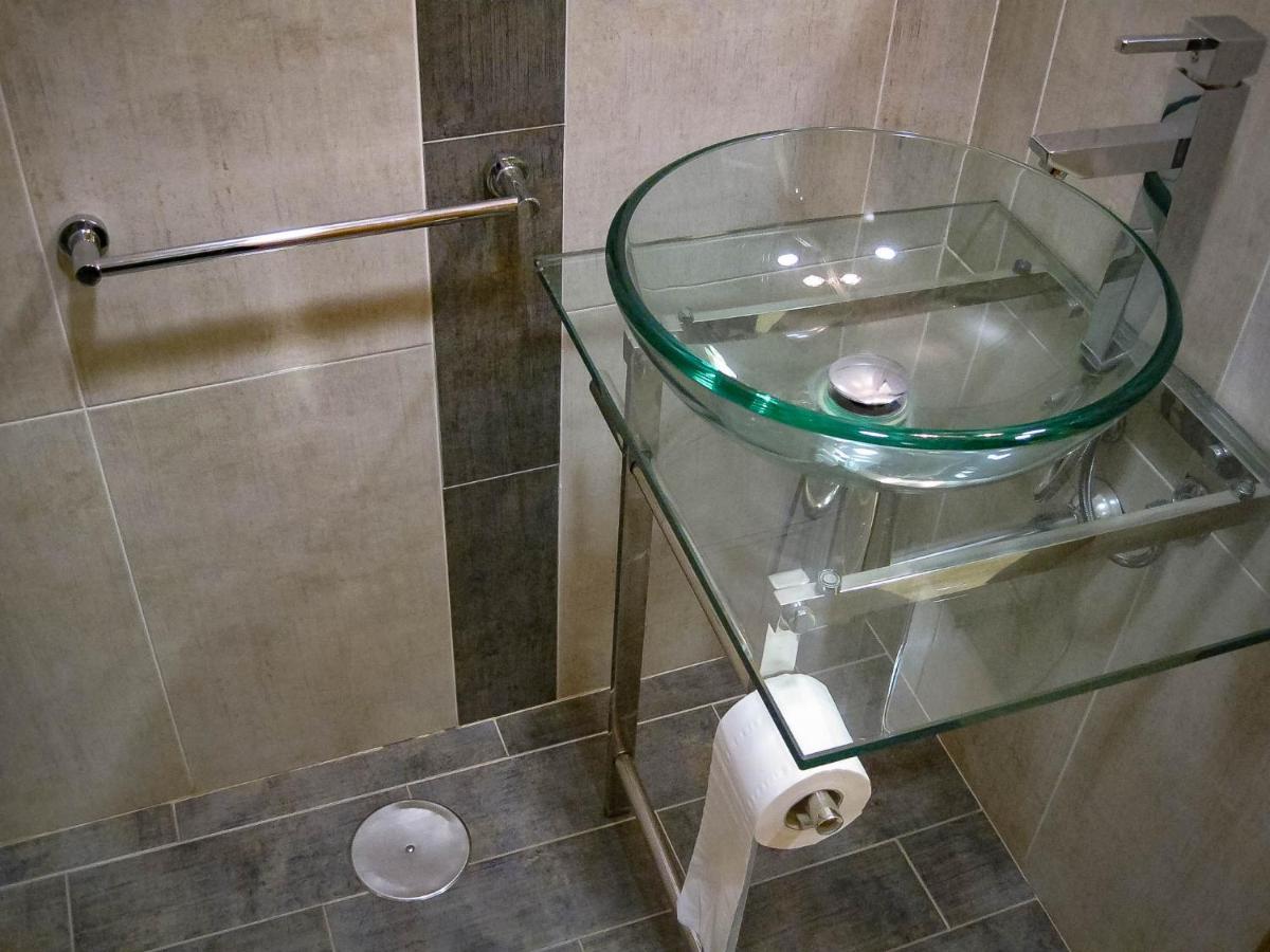 Hotel Un Lugar En La Vecilla Dueñas المظهر الخارجي الصورة