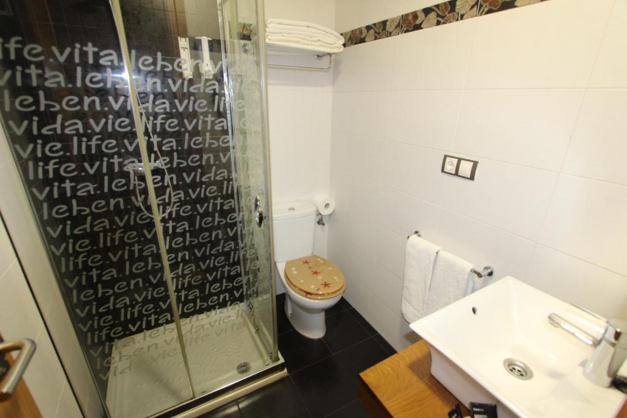 Hotel Un Lugar En La Vecilla Dueñas المظهر الخارجي الصورة