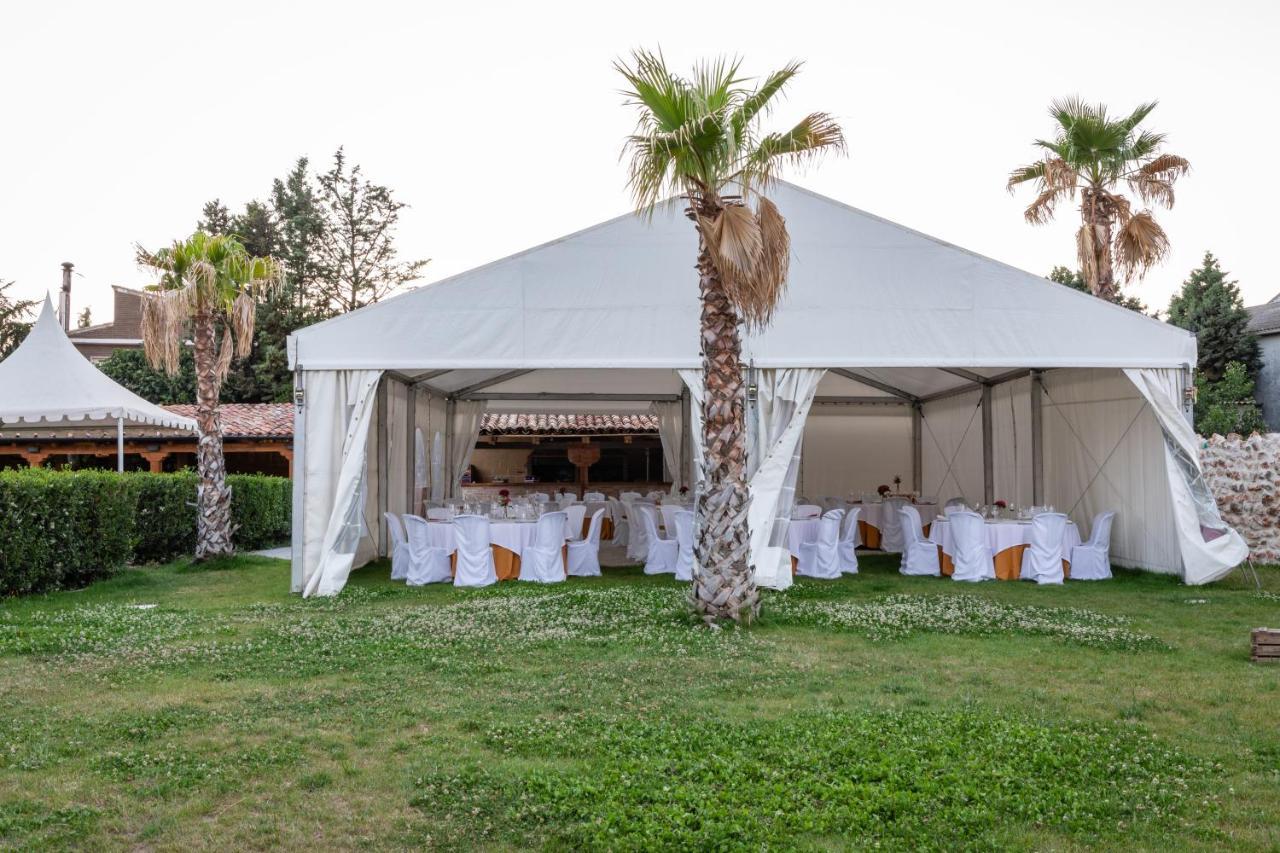 Hotel Un Lugar En La Vecilla Dueñas المظهر الخارجي الصورة